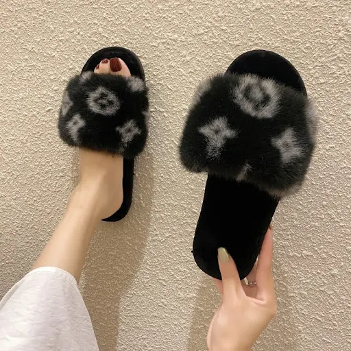 Title 8, Pantufas femininas de PVC com estampa de leopar...