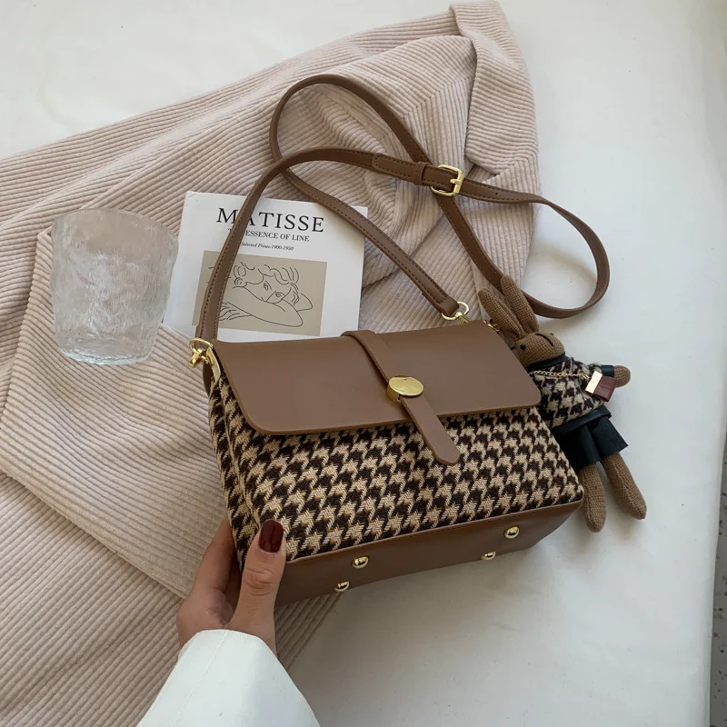 Title 5, Versatile Shoulder Bag Autumn and Winter Textur...