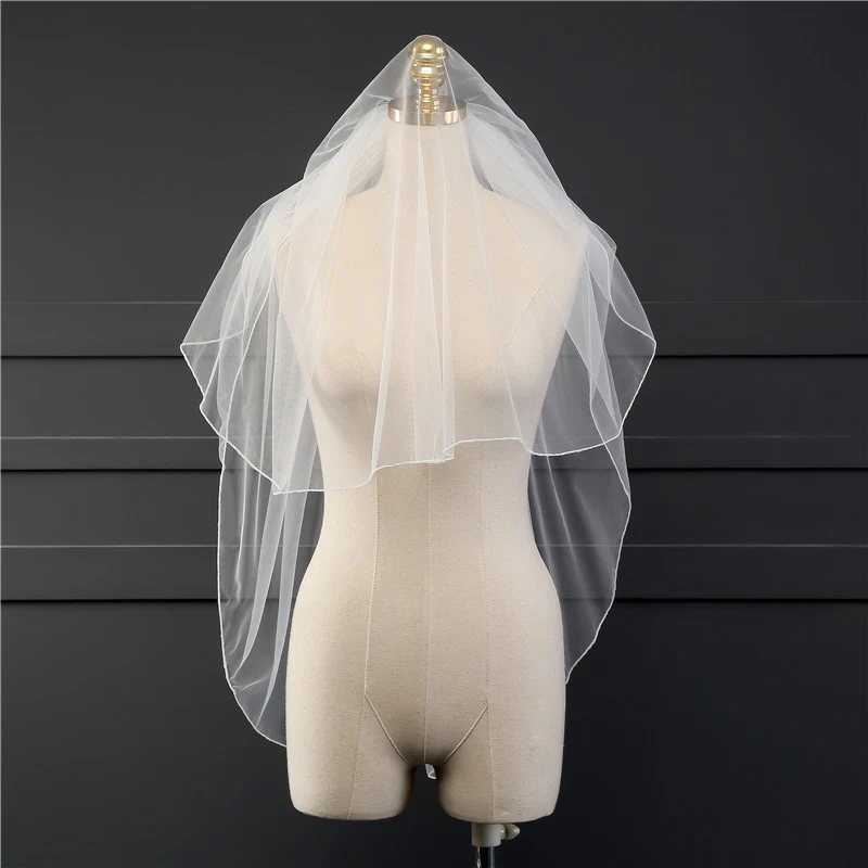 Title 3, Witte bruidssluier van zacht mesh met riem en h...