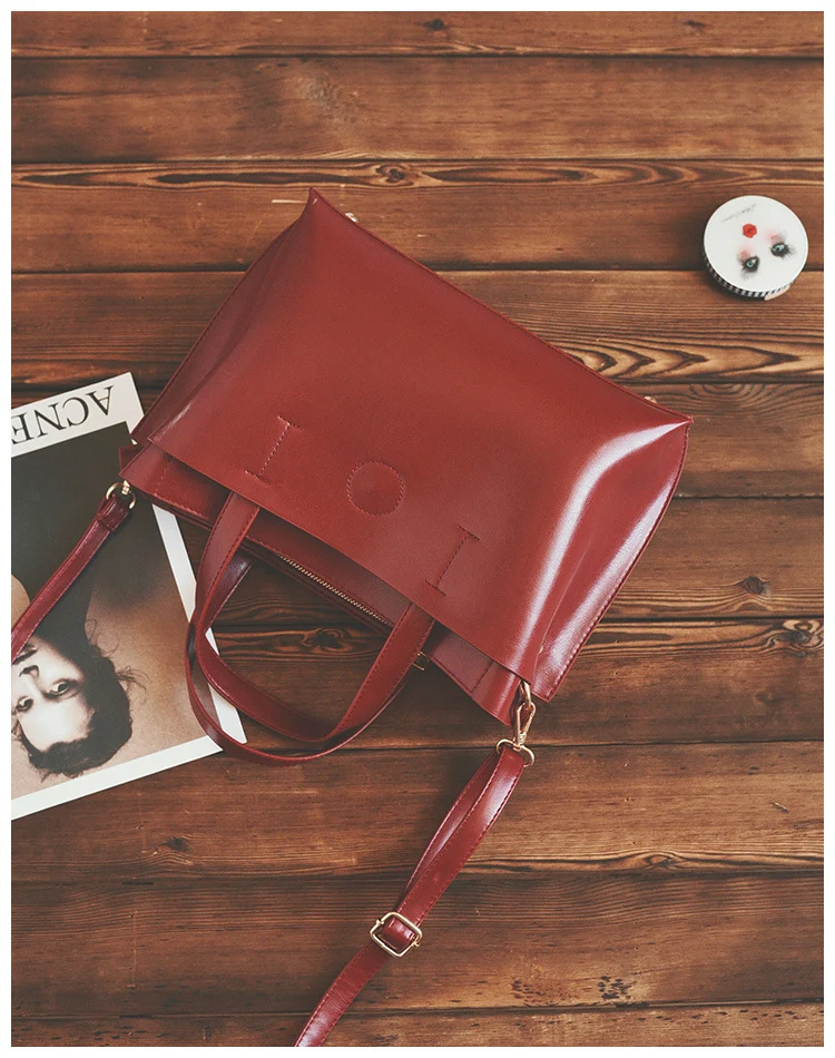 Title 14, New European and American oil leather retro bag...
