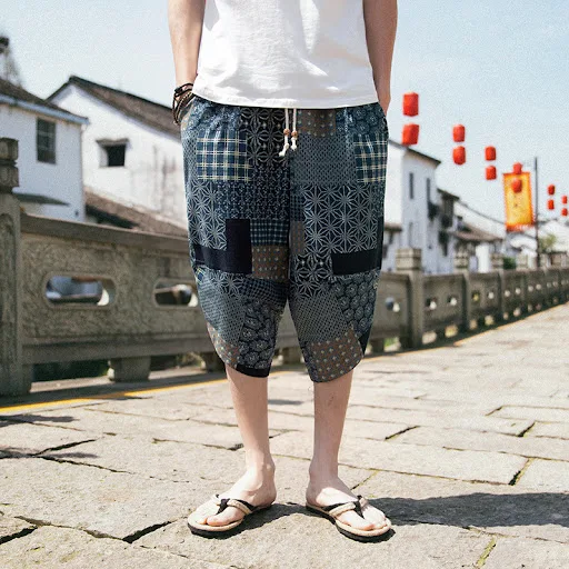 Title 3, Retro loose plus size cropped trousers