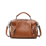 Bolsa feminina de couro bovino de primeira camada, mensageiro de ombro duplo compartimento. Elegância e praticidade para o seu dia a dia. — foto 6