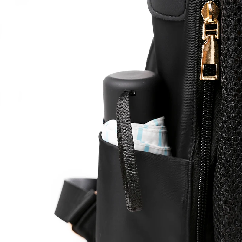 Mochila casual feminina anti-furto com lantejoulas Elegância e segurança para o dia a dia Design moderno e funcional Ideal para viagens e uso diário Proteja seus pertences com estilo — foto 1