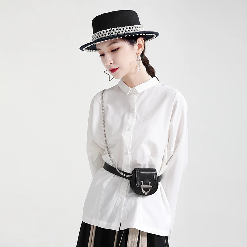 Camicia top con design a tema scuro, bottoni aperti davanti e dietro, maniche lunghe ampie, stile unico e confortevole per un look originale. — foto 8