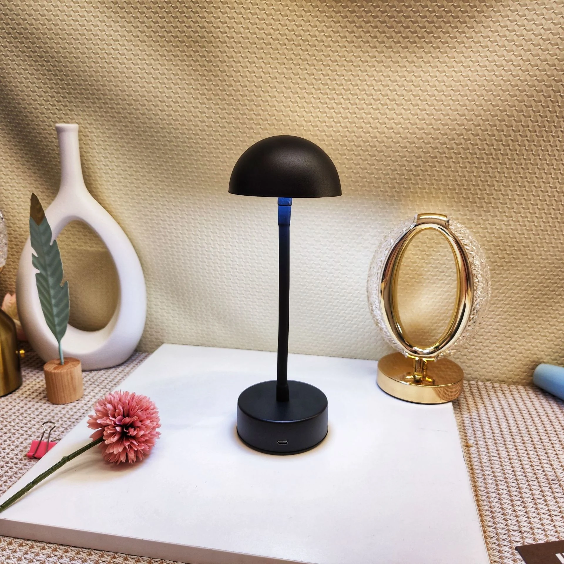 Title 7, Creative Mushroom Table Lamp, Simple LED Atmosp...