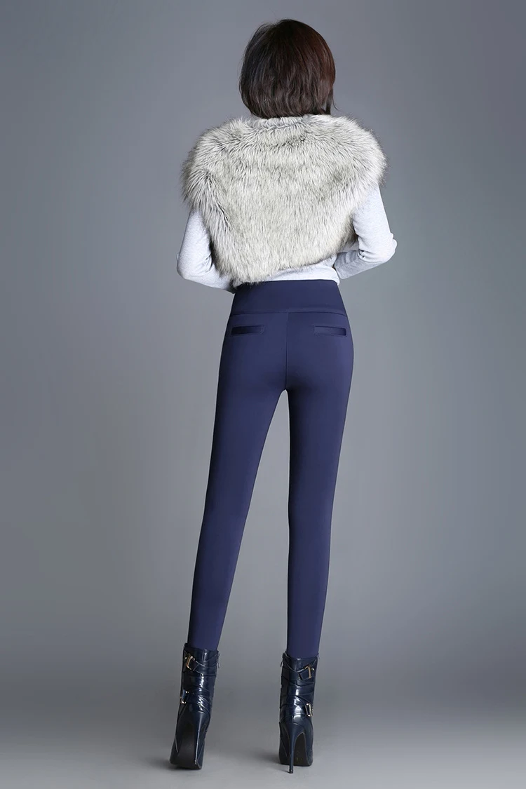High waist velvet padded leggings, designed for ultimate comfort and style. Experience softness and a perfect fit. Perfe — photo 7