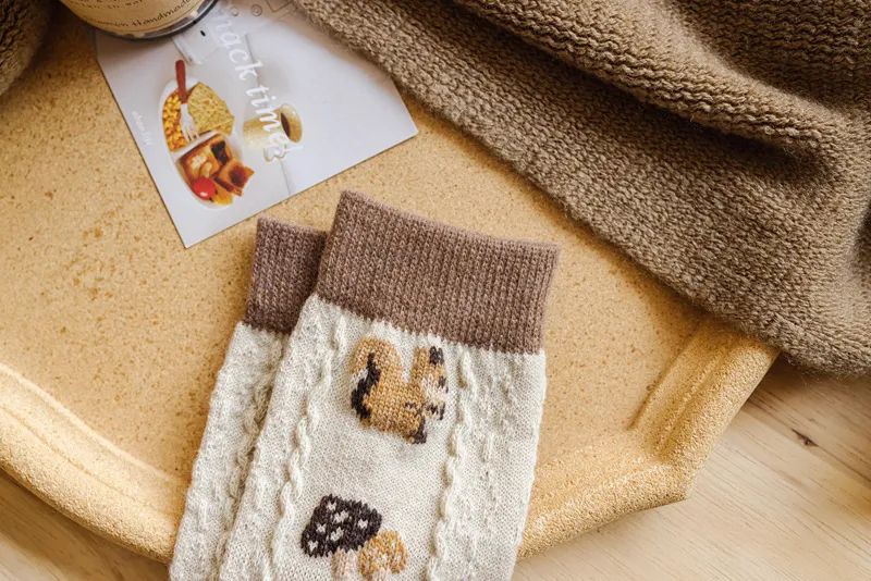 Title 31, Sen Series Wool Socks New Style Thickened Retro...