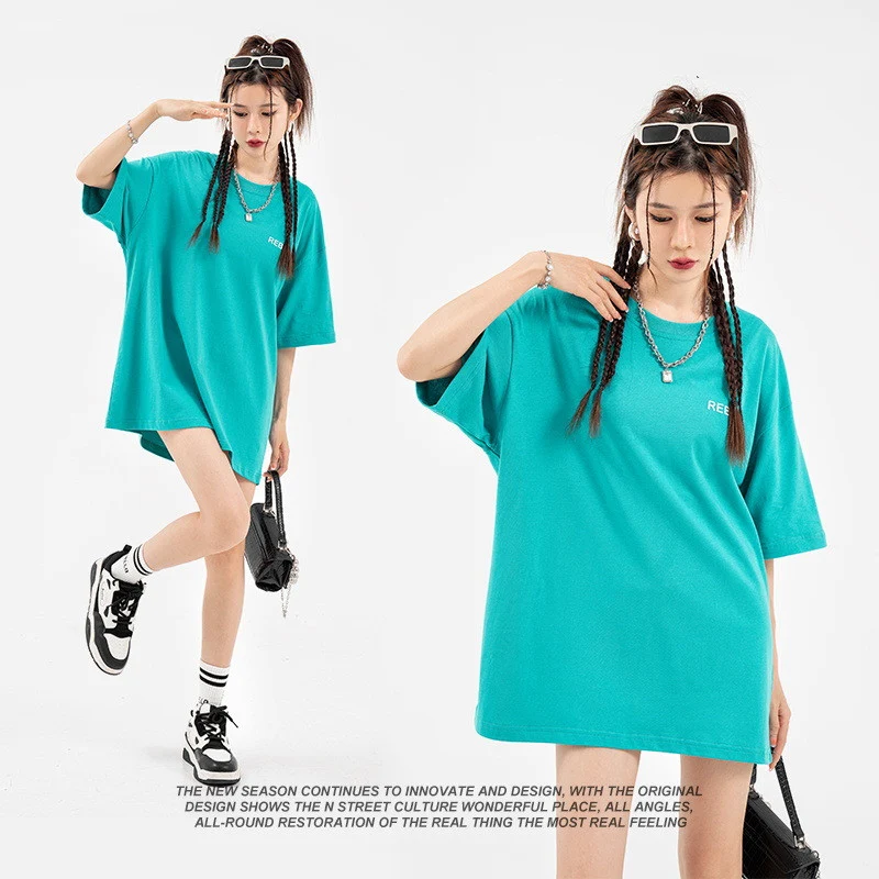 High Street em forma de letra impressa costura mangas curtas — foto 14