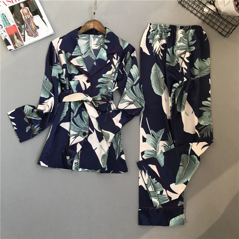 Nieuwe Long Sleeve Lapel Home Furnishing Set voor Vrouwen. Perfect voor comfortabele en stijlvolle momenten thuis, ideaal om te ontspannen. — foto 1