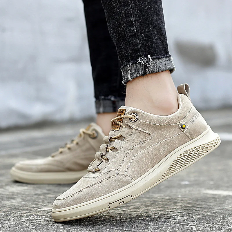 Title 4, Mens sports shoes Experience ultimate performa...
