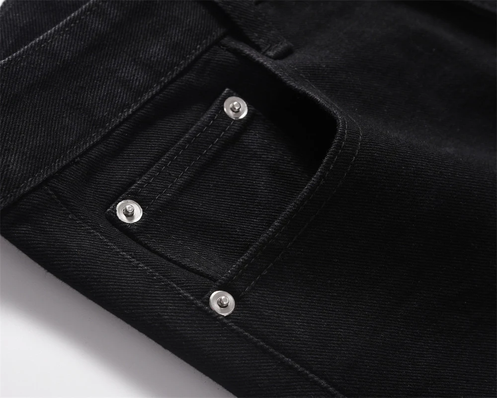 Men's fashion jeans loose casual. Experience all-day comfort and style with these relaxed fit jeans, perfect for a casua — photo 9