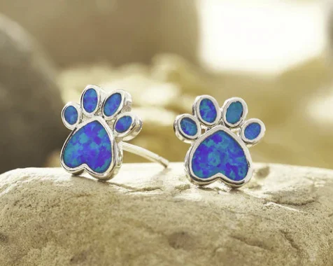 Colar com pingente de pegadas em liga personalizada e brincos – Um presente especial e com significado, para guardar lembranças. — foto 4