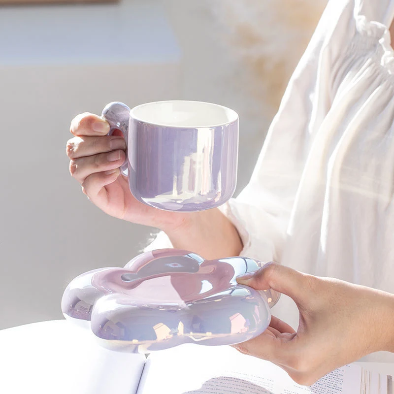 Caneca perolada luxuosa xícara e pires de café Desfrute de café com estilo e elegância. Perfeita para momentos especiais e relaxantes. — foto 6