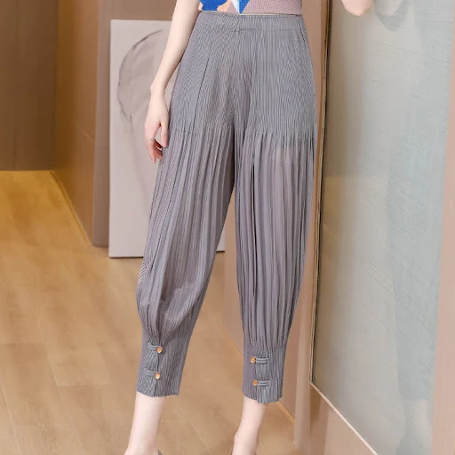 Title 4, Sagging Small Feet Lantern Pleated Trousers for...
