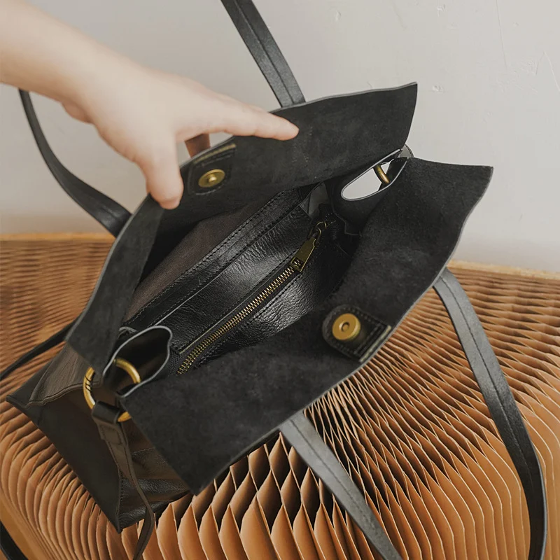 Women's fashionable large-capacity retro handbag, a stylish and spacious bag perfect for everyday use, combining vintage — photo 8