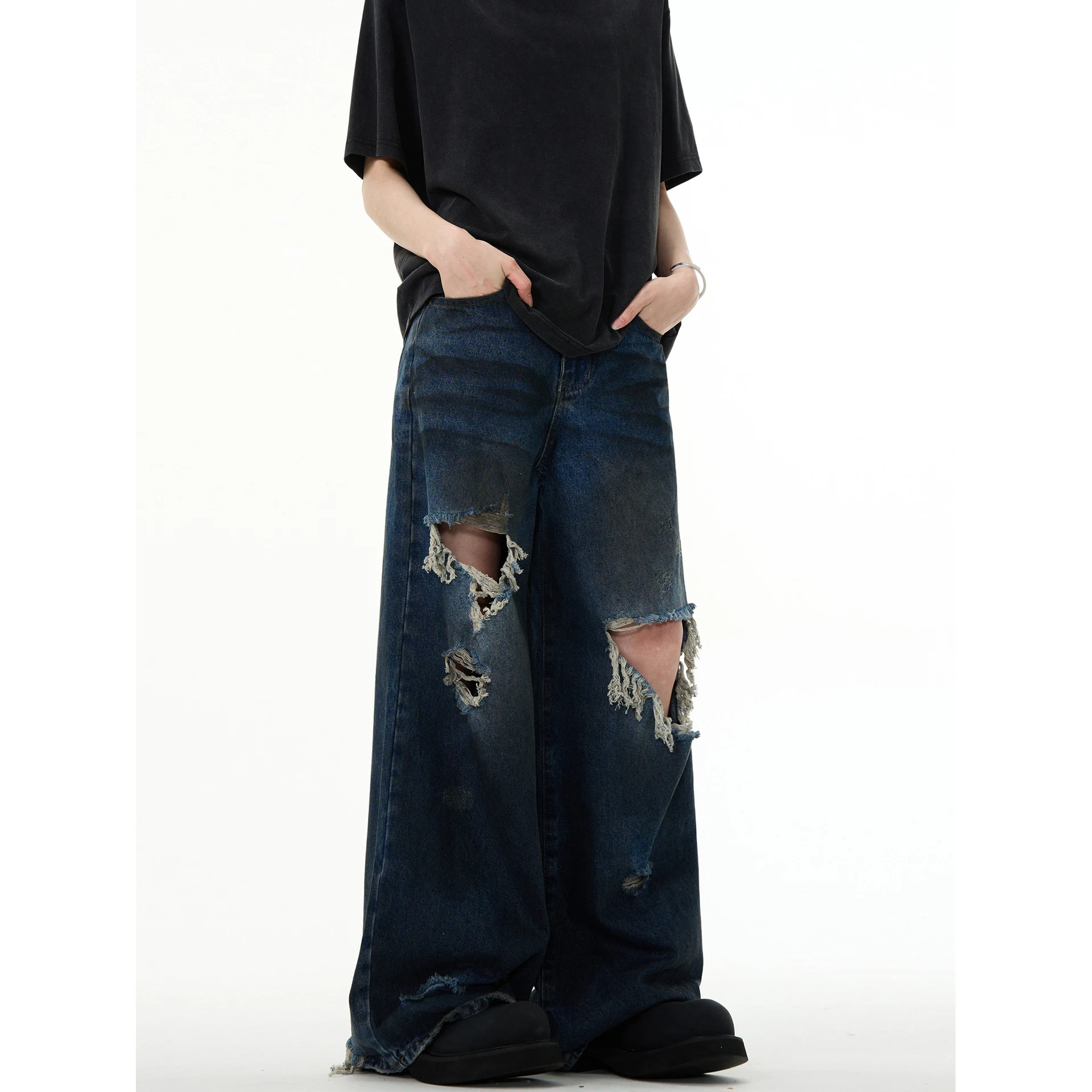 American Retro Ripped Design Mopping Jeans, Offering a Vintage, Comfortable Style, Perfect for Everyday Wear and a Relax — photo 13