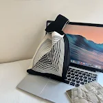 Nova Bolsa de Ombro Feminina em Tricô de Lã Dupla Cor, ideal para uso diário, confortável e elegante. Perfeita para looks modernos e charmosos. — foto 6
