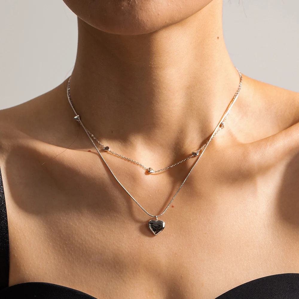 Colar duplo banhado a ouro 18K para mulheres, perfeito para realçar a clavícula e adicionar elegância ao seu visual diário. — foto 10