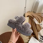 Autumn and Winter Furry Teddy Wool Sponge Cake Platform Slippers. Cozy, warm, and comfortable house shoes for ultimate r — photo 5