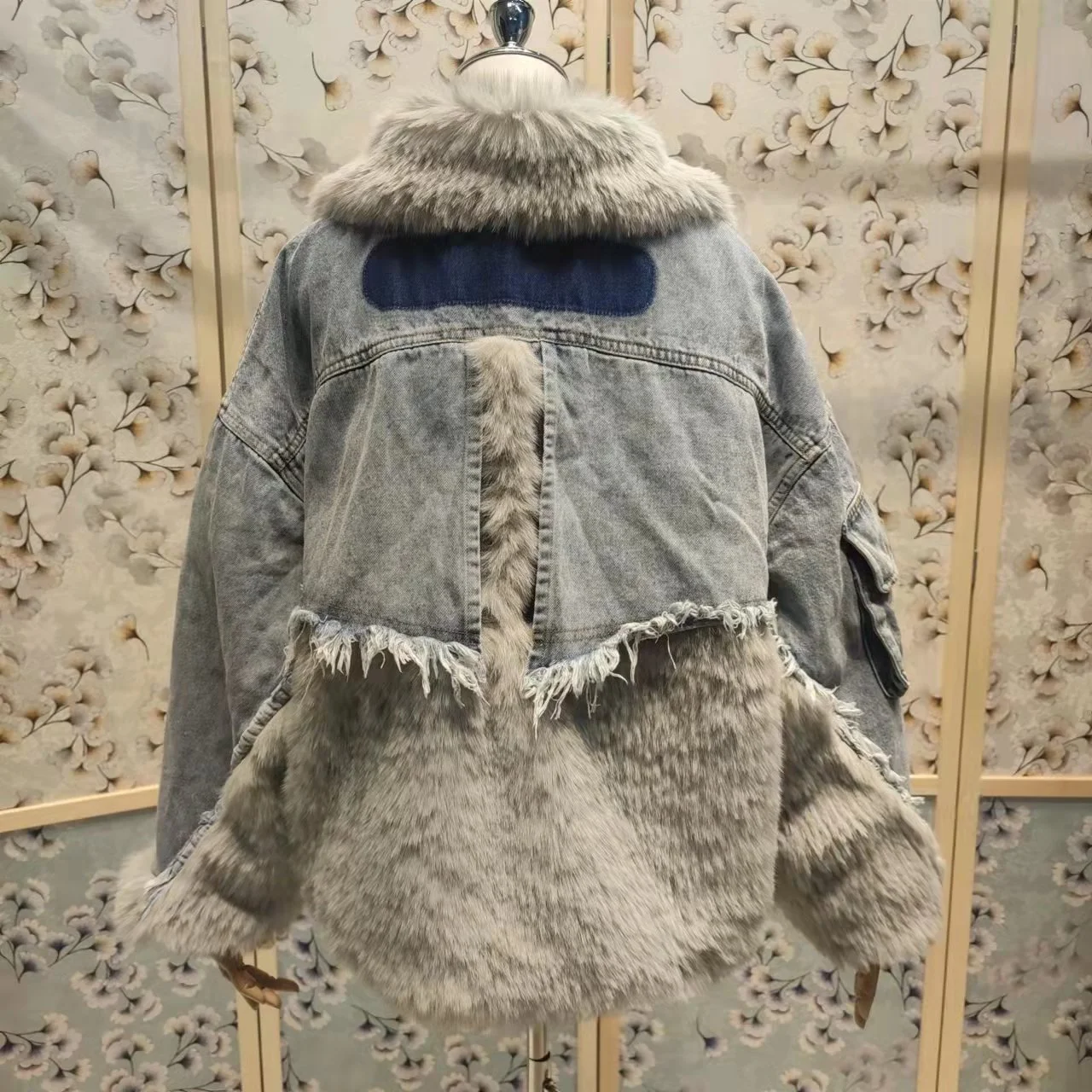product image - 3