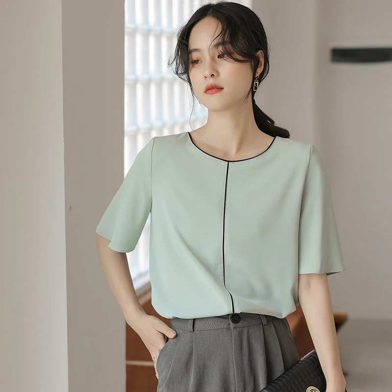 Title 4, Womens Round Neck Undershirt Shirt. Elegant sh...