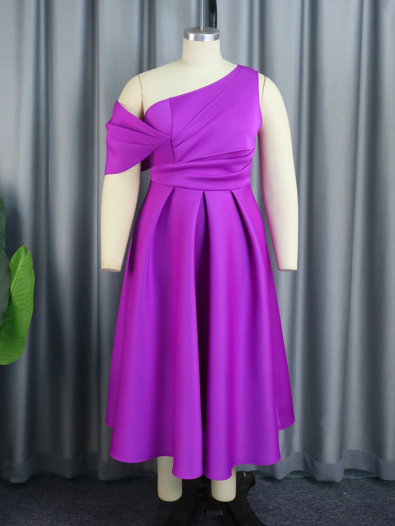 Title 6, Womens Autumn New Oblique Elegant Banquet Dress
