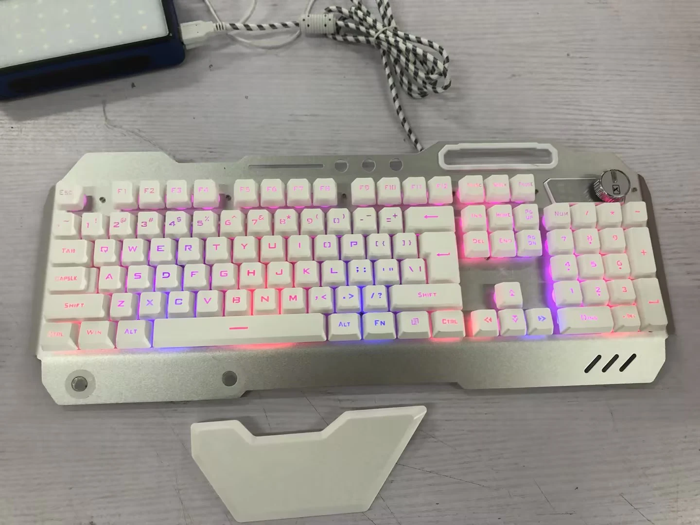 product image - 3