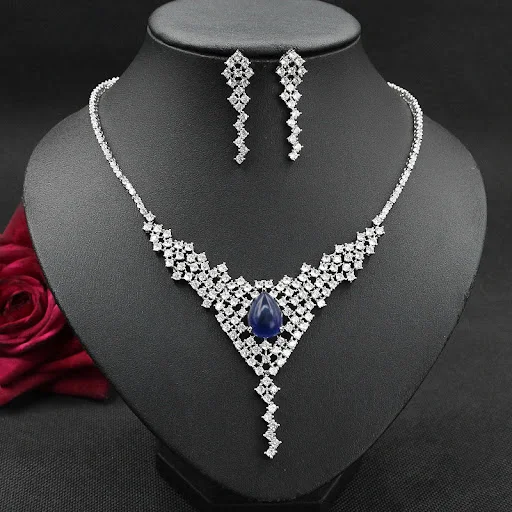 Title 2, Conjunto feminino elegante colar e brincos de d...
