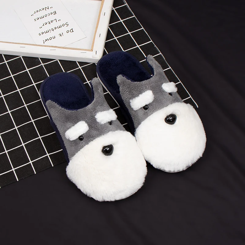Dames katoenen pantoffels voor de winter. Warme en comfortabele voeten thuis. Geniet van de winter met deze heerlijke pantoffels. — foto 5