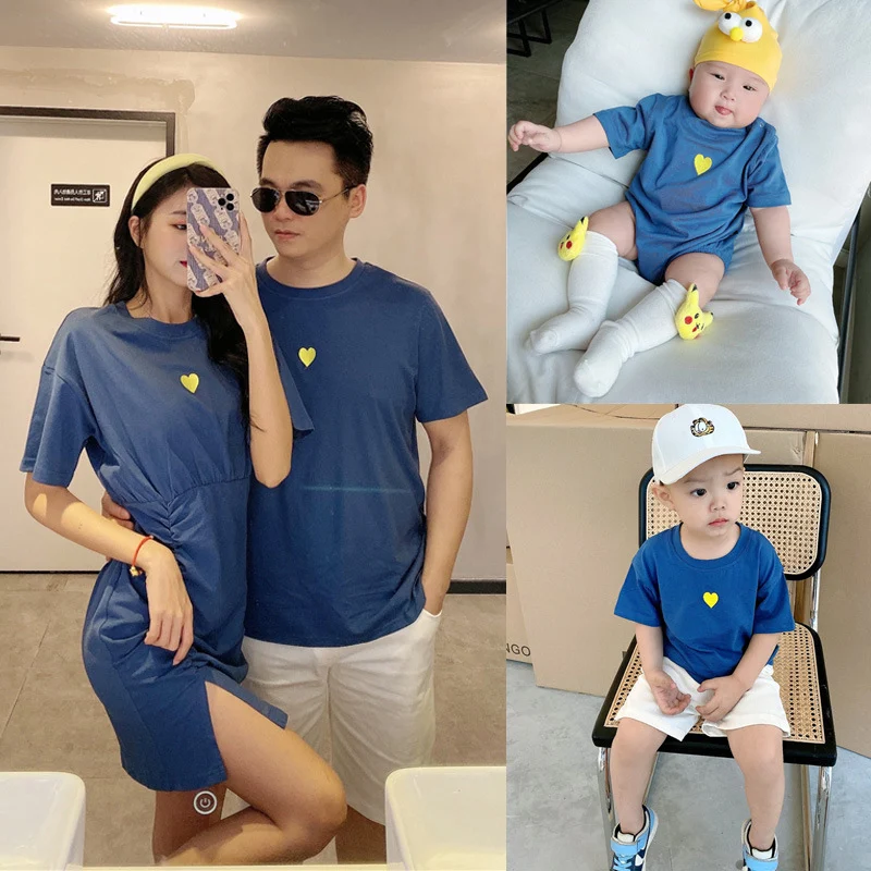 Family Embroidered Love Short-sleeved T-shirt, a perfect gift to show affection. Ideal for family reunions and everyday — photo 8