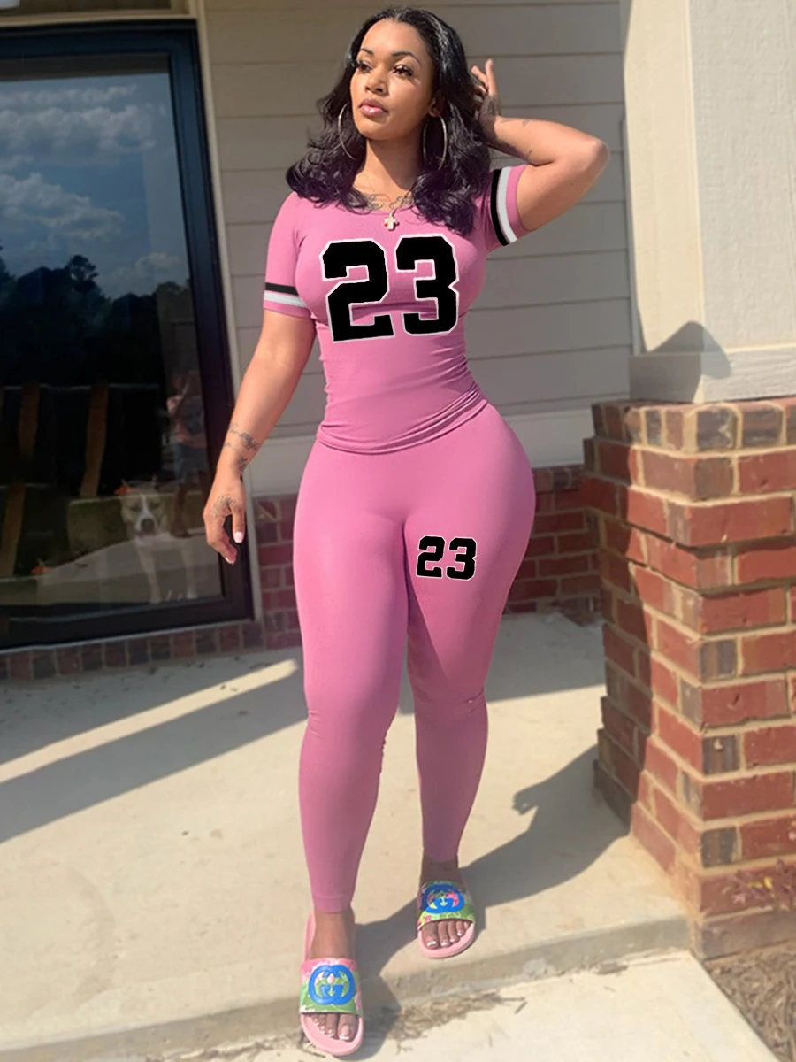 Conjunto de duas peças plus size feminino, estampado, calças e camiseta de manga curta, estilo europeu e americano, conforto e estilo. — foto 6