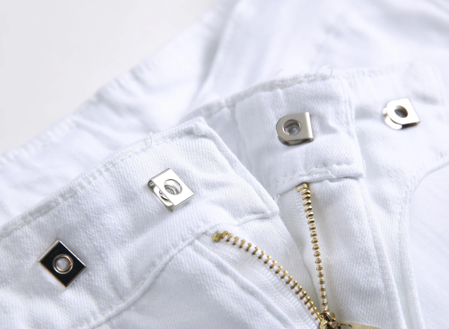 Men's white slim denim shorts, your go-to summer staple. Comfortable, stylish, and versatile for any casual occasion and — photo 10