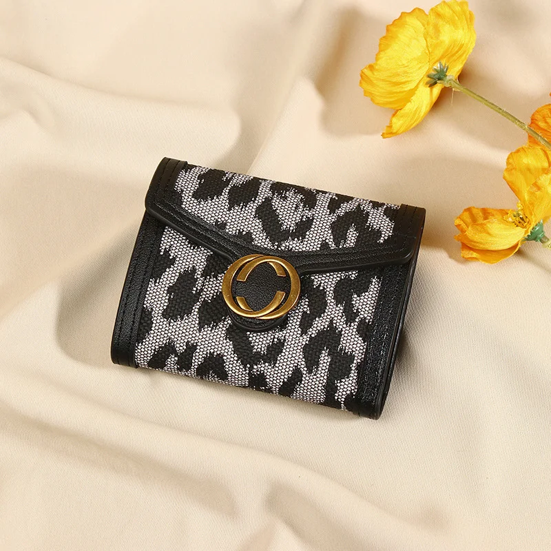 Nieuwe damesportemonnee met luipaardprint, meerdere kaartsleuven, muntvak, alles-in-één clutch, kaarthouder voor dames, stijlvol en functioneel. — foto 2