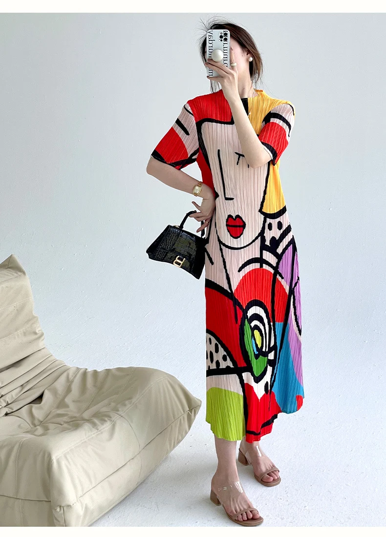 Title 3, Printed Design Short Sleeve Dress Elegant Tempe...
