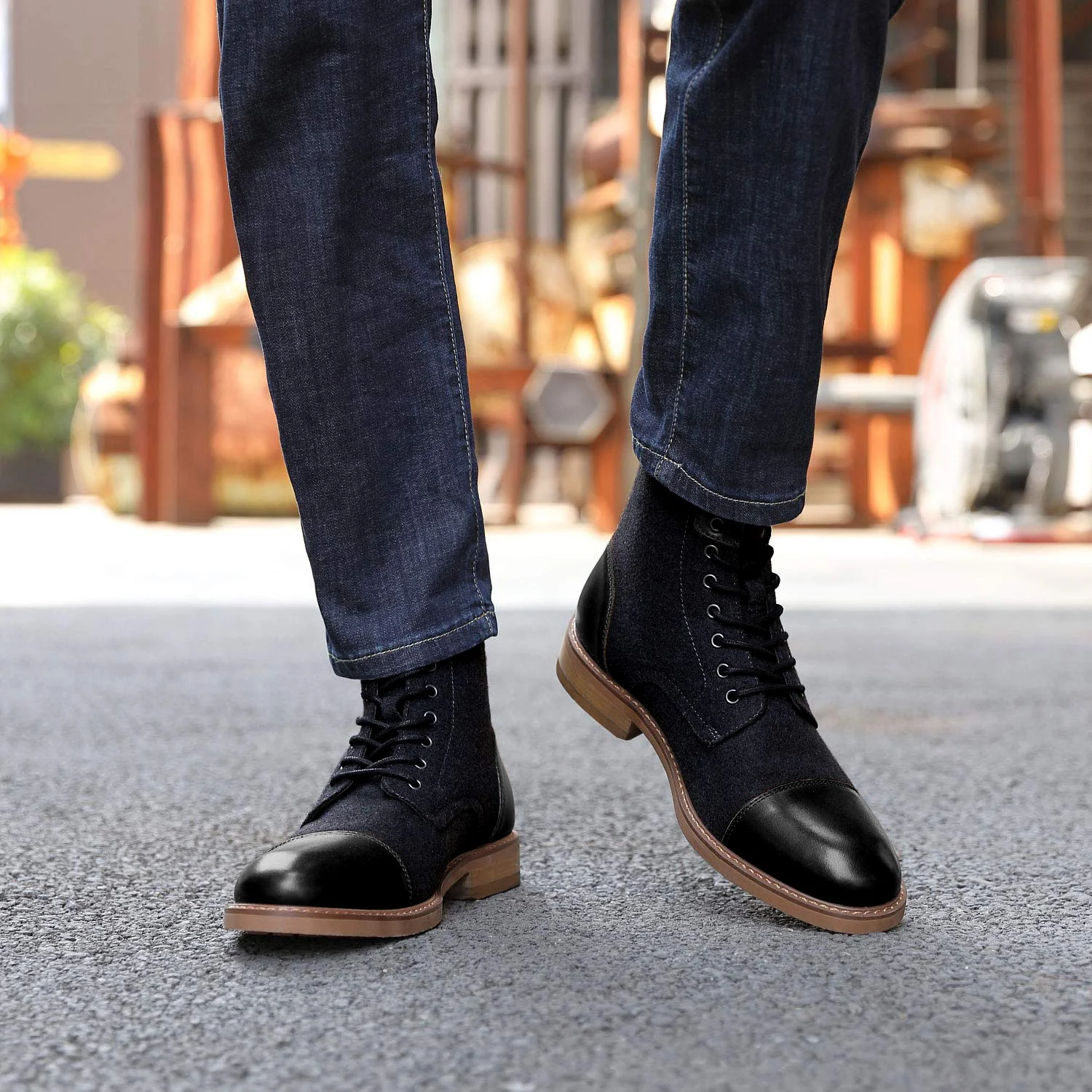 Title 4, Mens high top Martin boots, offering classic s...