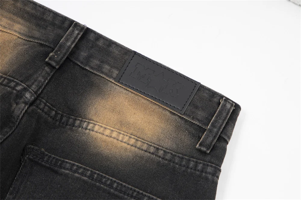 Pantaloni Uomo Personalizzati a Gamba Larga, Vestibilità Morbida. Comfort e stile per un look casual e moderno, personalizzabili per te. — foto 1