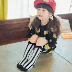 Black vertical bar