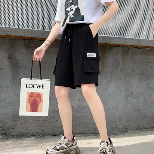 Title 1, Shorts casuais retos e modernos, perfeitos para...