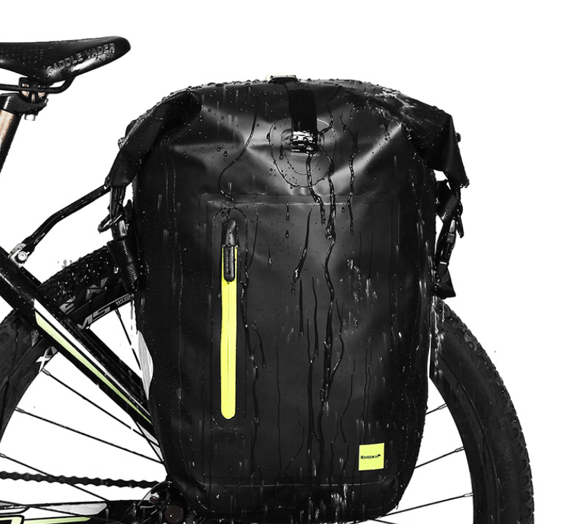 Prateleiras totalmente à prova d'água para alforjes de bicicleta. Mantenha seus itens secos e seguros contra chuva e umidade. Ideal para ciclistas. — foto 8