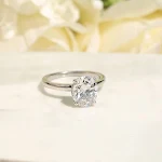 Anel Sênior de Prata com Grande Quilate para Pedido de Casamento — foto 1