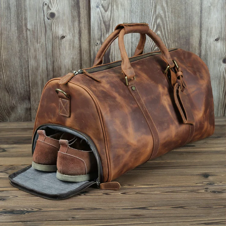 Bolsa de viagem masculina vintage de couro Crazy Horse, grande capacidade. Ideal para viagens longas e aventuras. Elegante e resistente. — foto 8