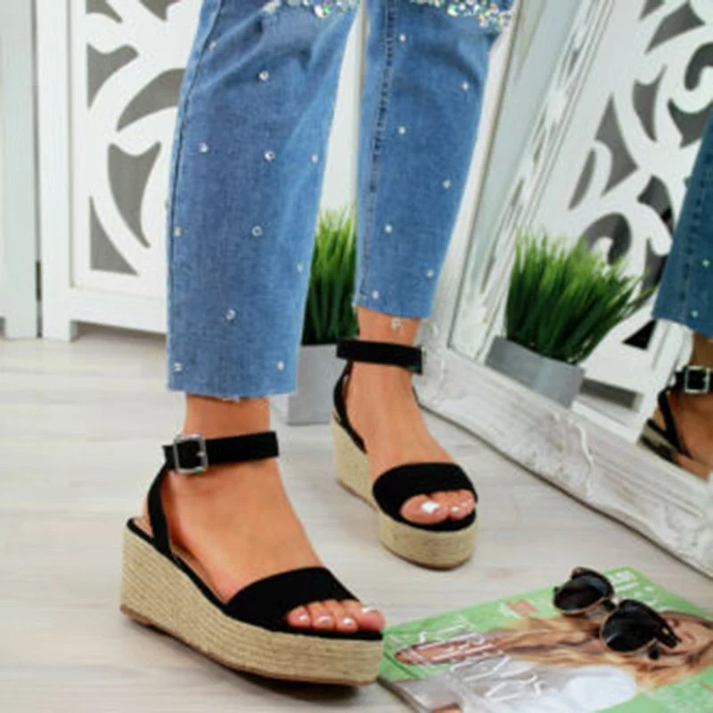 Title 17, Zomerse platform sandalen voor dames. Comfortab...