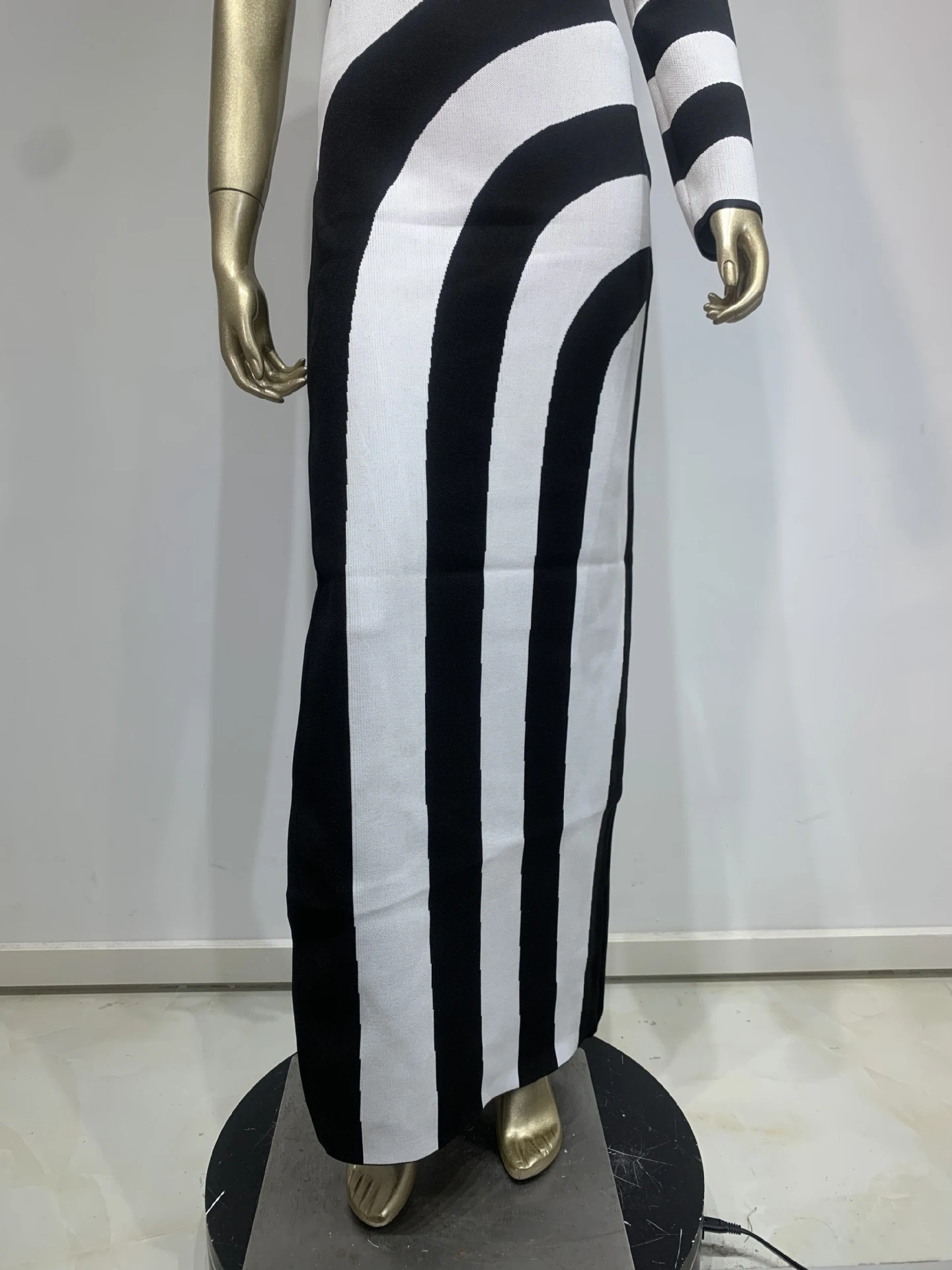 Title 5, Zebra Stripe Shoulder Long Sleeve Exposed Leg B...