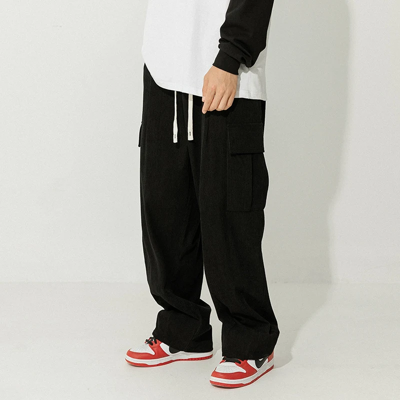 Pantalon décontracté japonais en velours côtelé pour homme. Confortable et stylé, idéal pour un look casual et moderne au quotidien. — photo 5