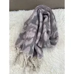 Leopard Grey