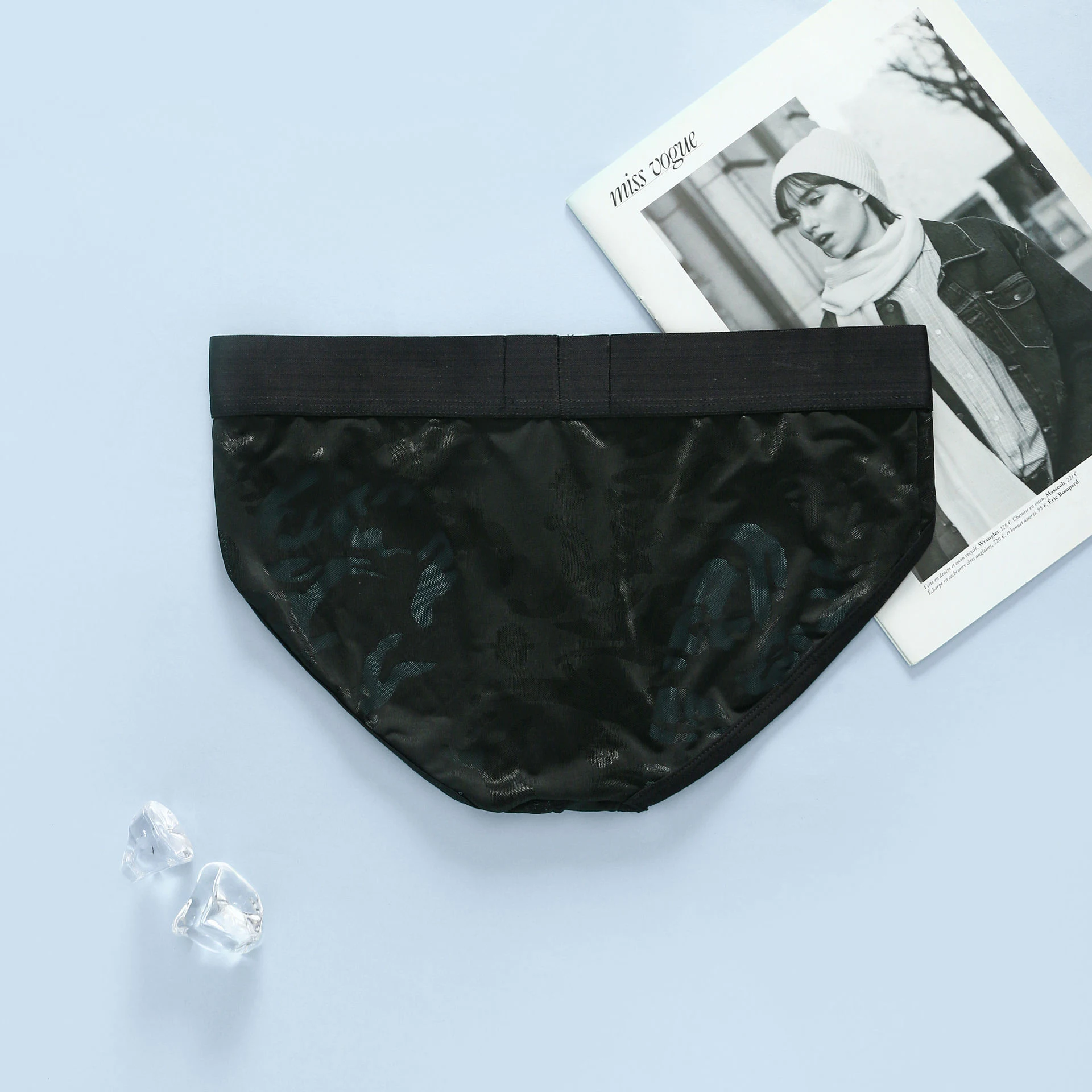 Men's Mesh Ice Silk Low Waist Thin Briefs. Experience ultimate comfort and breathability with these lightweight and styl — photo 10