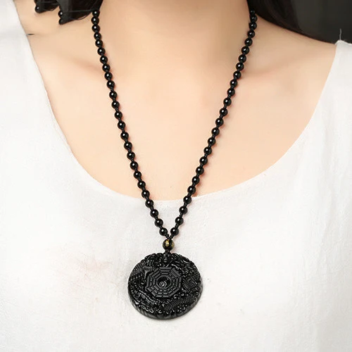 Title 1, Obsidian Wolf Head Bagua Seiten Buddha Halskette