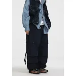Retro Multi-Pocket Cargo Pants for Men and Women. Stylish and functional for everyday wear. Plenty of storage for your e — photo 6