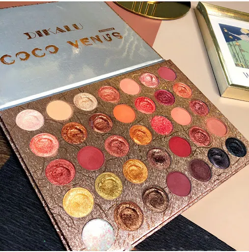 Title 2, 35 Color Mashed Potatoes Wet Eyeshadow Palette,...
