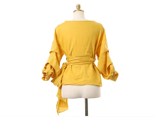 Title 40, Bubble lantern sleeve bottoming shirt. A stylis...